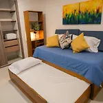 Verde Moderno Y Hermoso Apartamento