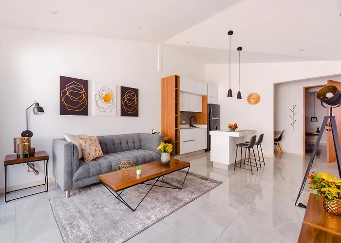 Cal Suites, Aptos Equipados En La Mejor Zona De Granada En Cali - Colombia
