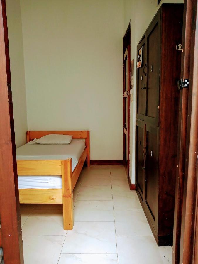 Casa Miraflores Hostal *