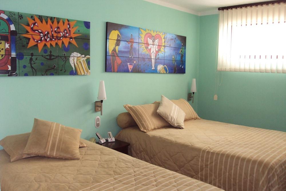 Granada Hotel