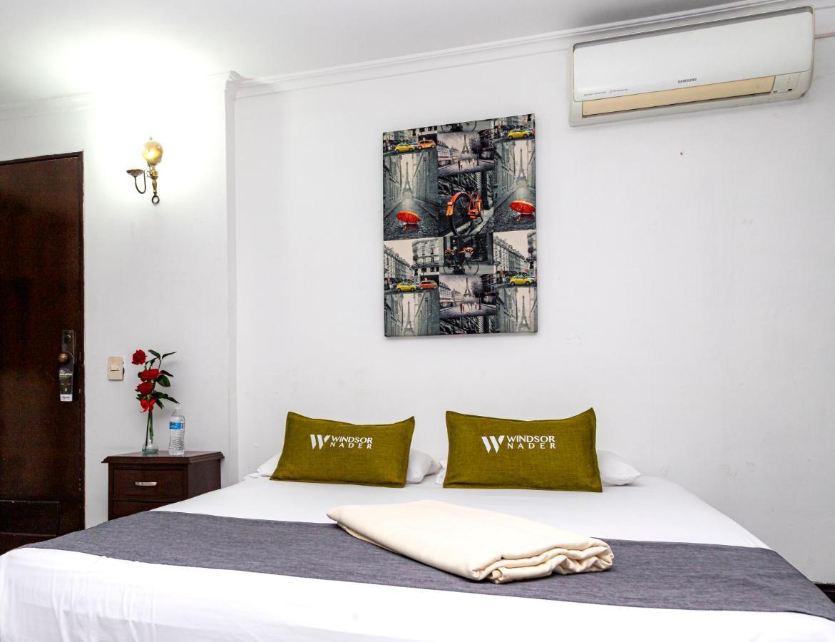 Windsor Plaza - Downtown Hotel