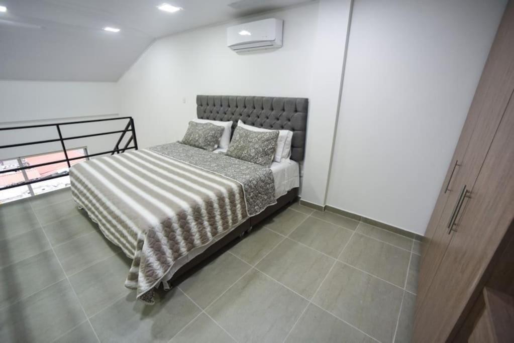 308-precioso Aparta Estudio Duplex En Granada Cali