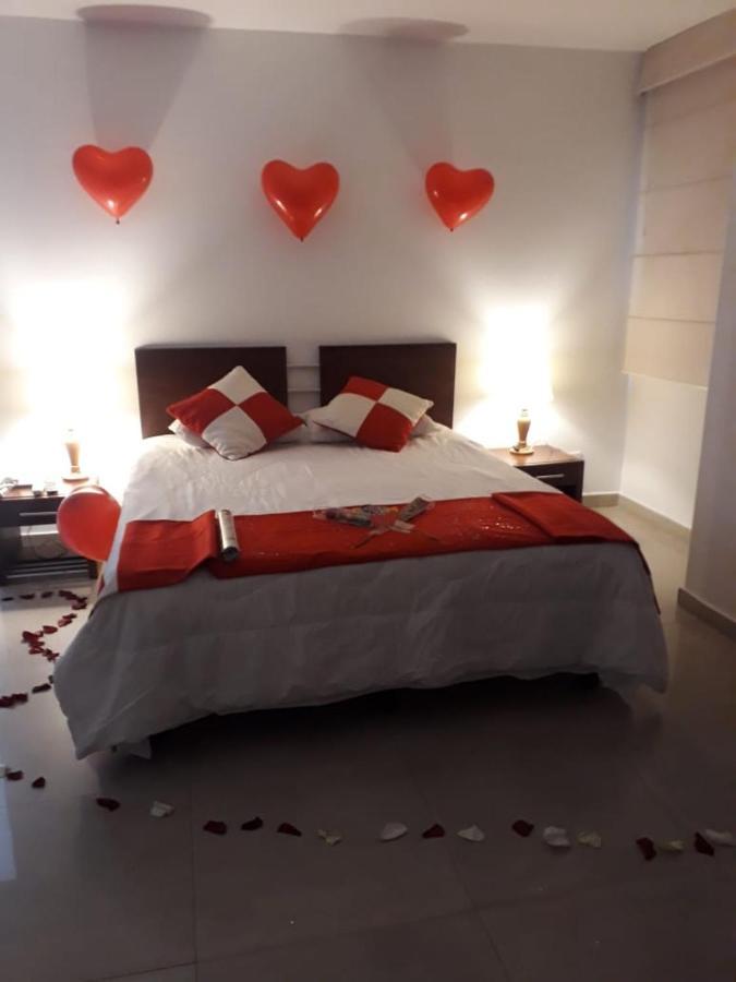Hotel Aw Chipichape Urban 4*