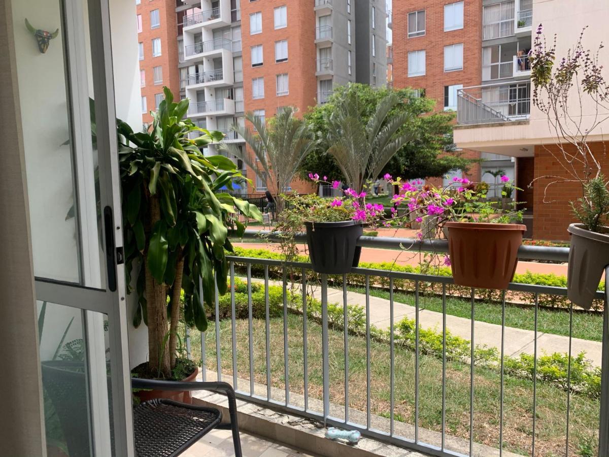 Se Alquila Apartamento Amoblado Por Días