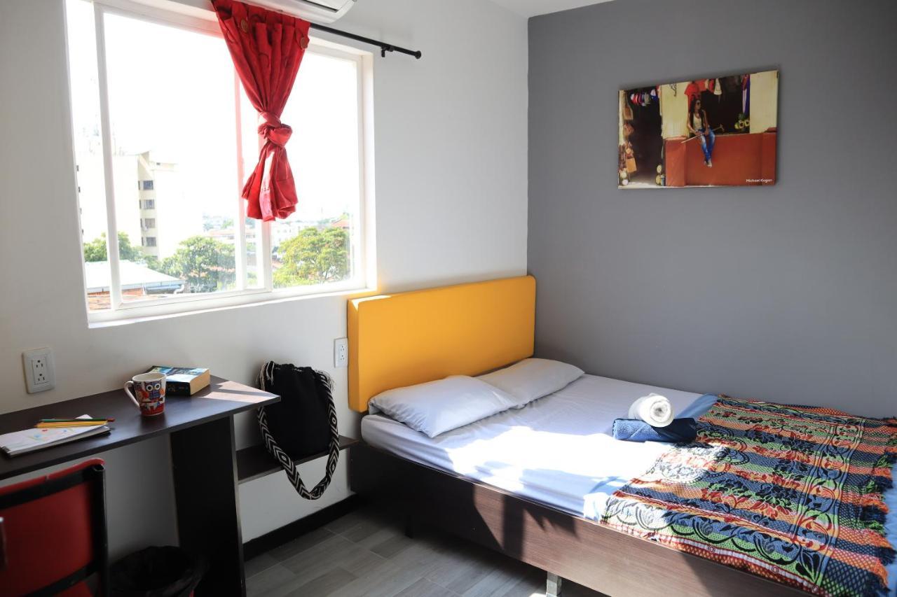 Hostal Havana & Dance School *