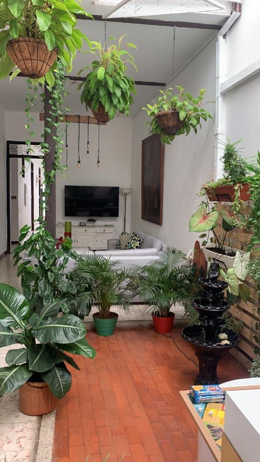 Casa Blanca San Antonio Boutique Pensión Cali
