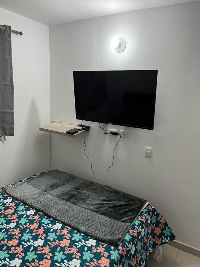 Apartamento Conjunto Residencial Acuarela 1 Cali, Colombia *