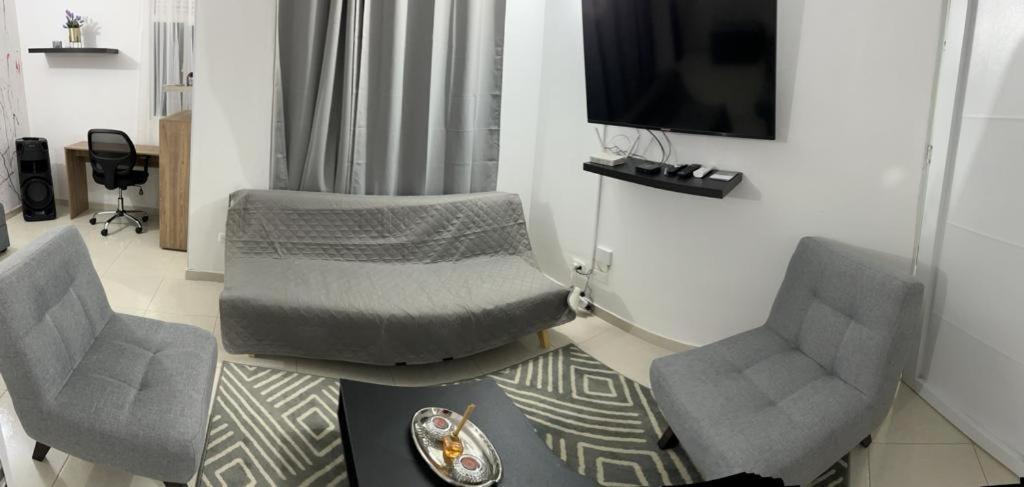 Apartamento Conjunto Residencial Acuarela 1 Cali, Colombia *