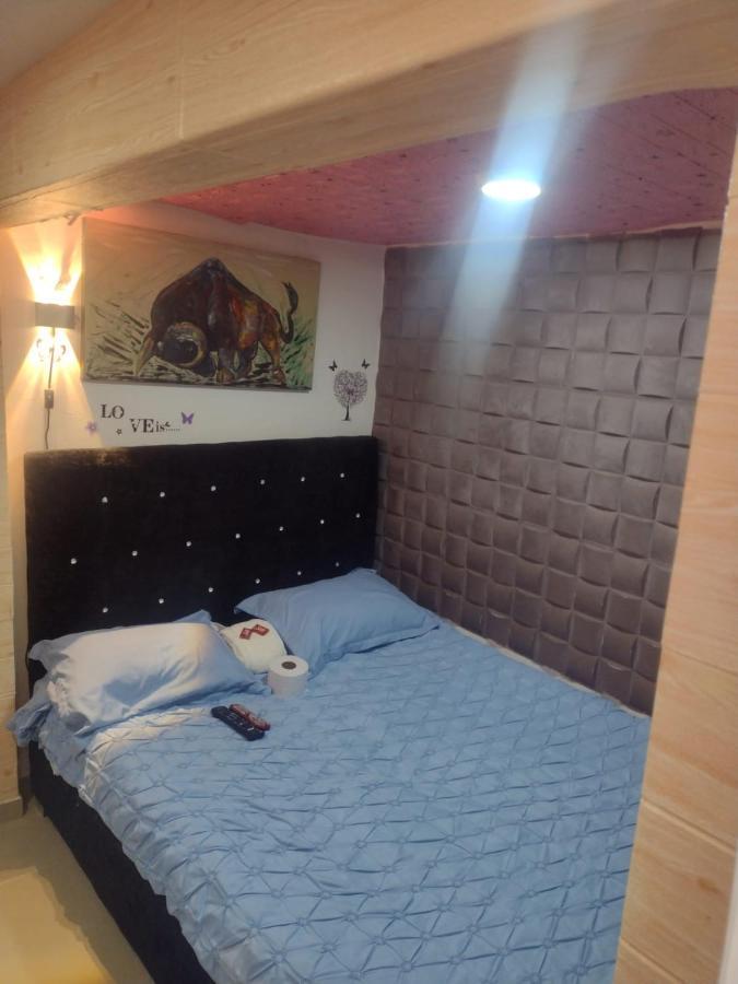 Tres Personas A 10 Minutos Del Centro De Eventos Valle Del Pacifico Y A La Misma Distancia Del Centro De La Ciudad Y También A 300 Mts Del Orquideorama Apartamento