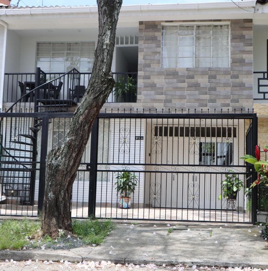Moderno En 1 Apartamento *