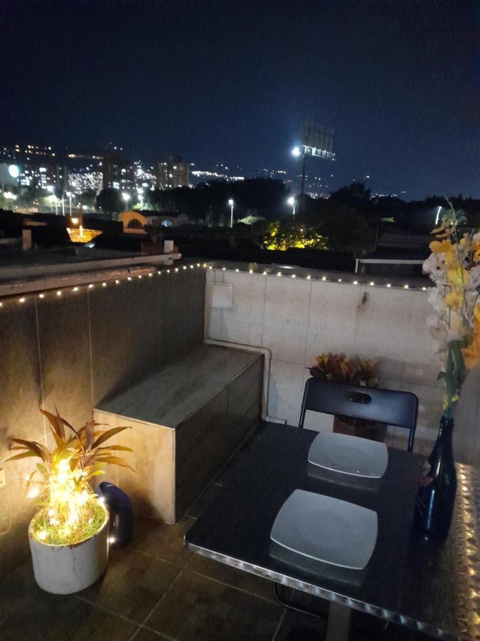 Terraza Romantico #14 Cali