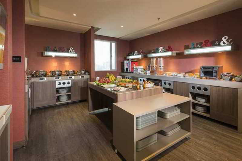 Hampton By Hilton