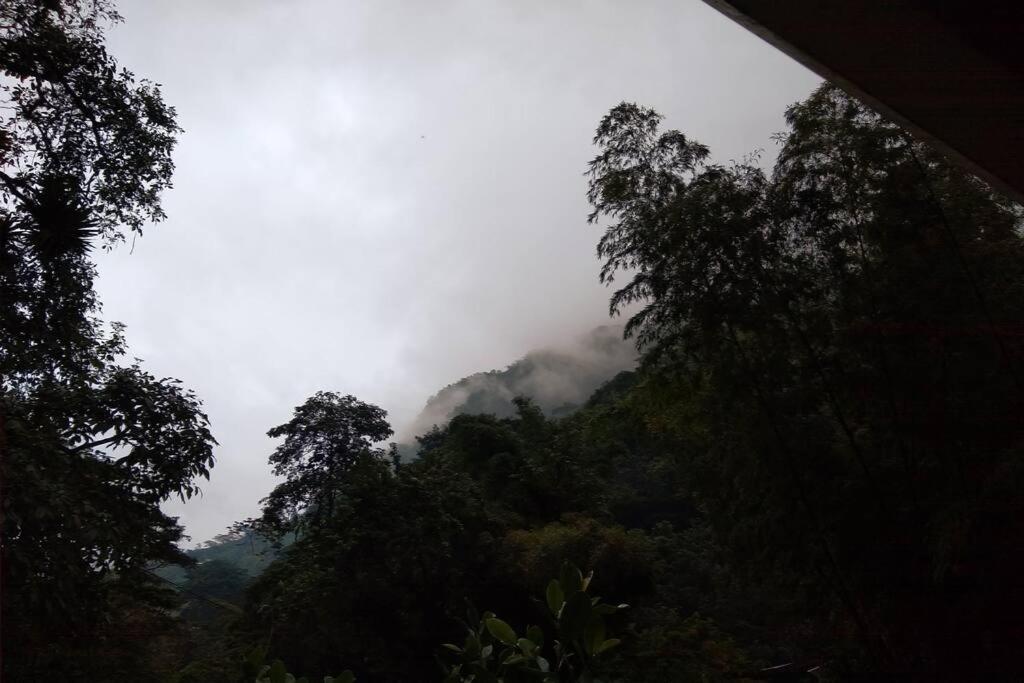 Chalet Al Lado Del Rio Pance Cali