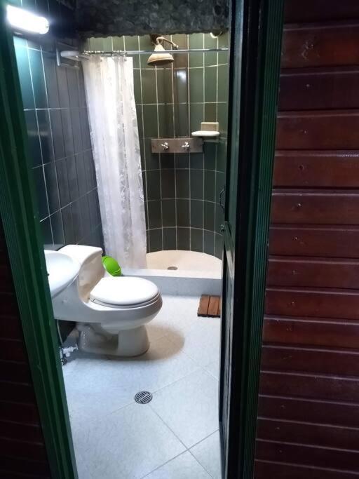 Chalet Al Lado Del Rio Pance Cali