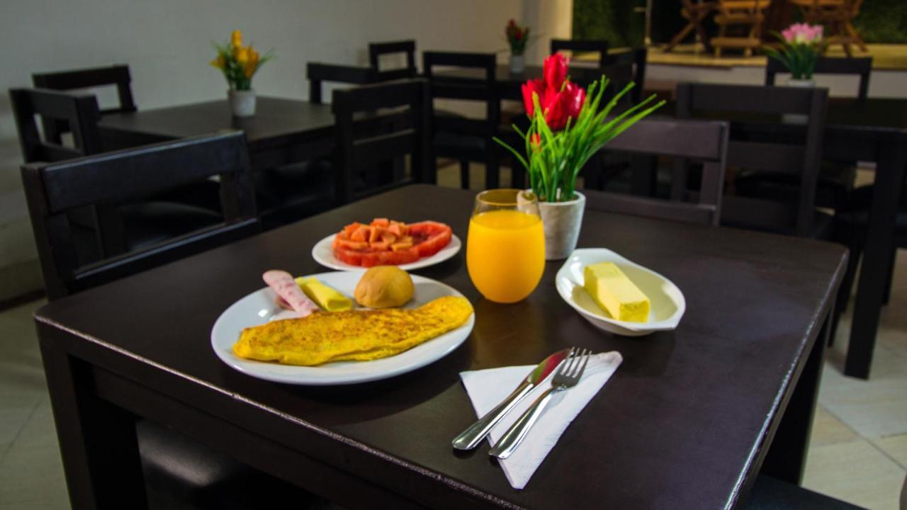 Hotel Aw Urban Estadio 3*