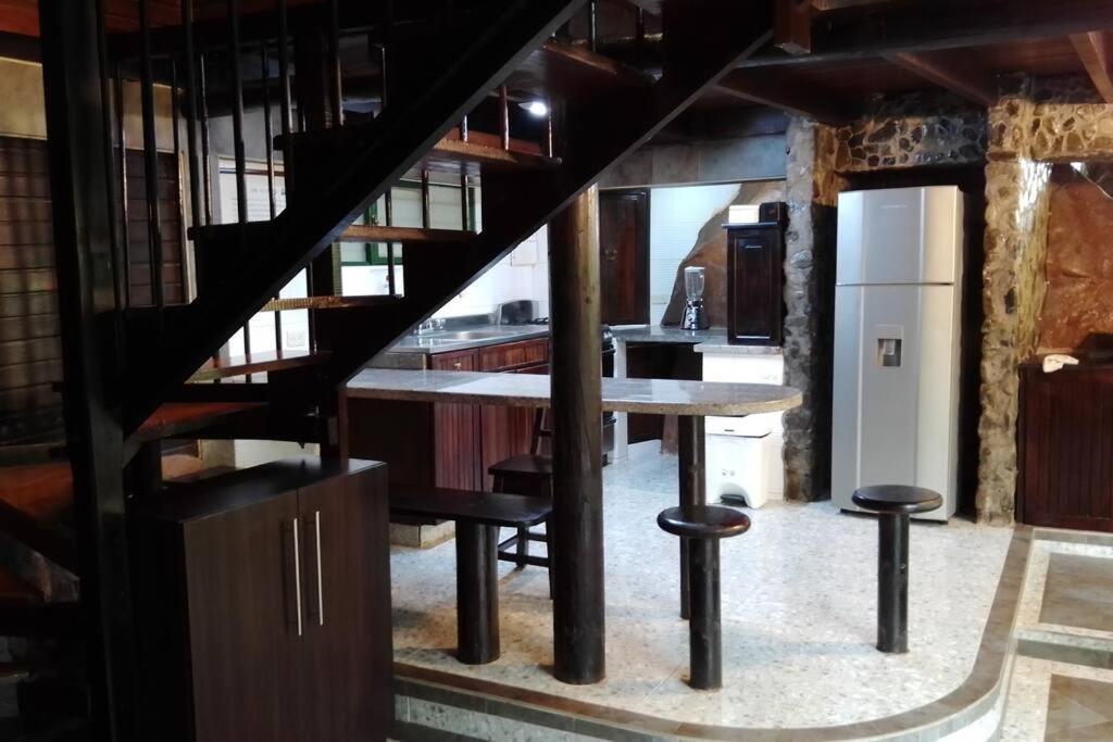 Сasa de vacaciones Chalet Al Lado Del Rio Pance *