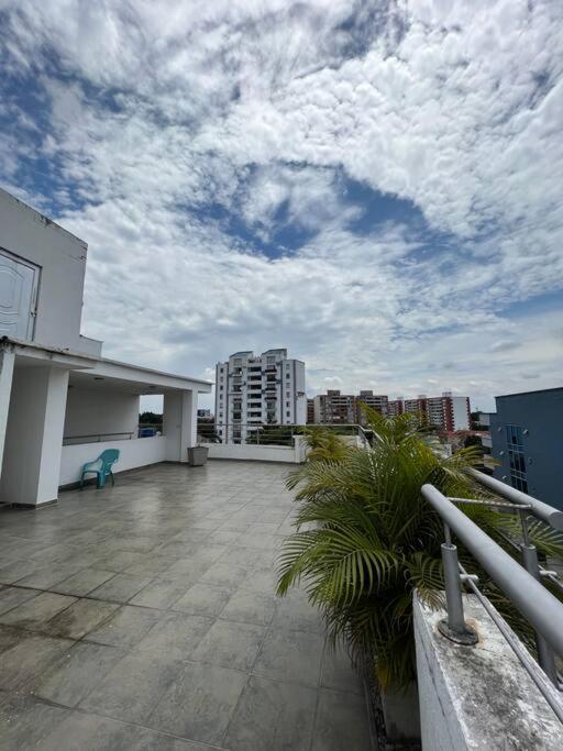 Hermoso Aparta Estudio Moderno Con Dos Ambientes * Cali