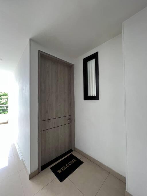 Hermoso Aparta Estudio Moderno Con Dos Ambientes * Cali
