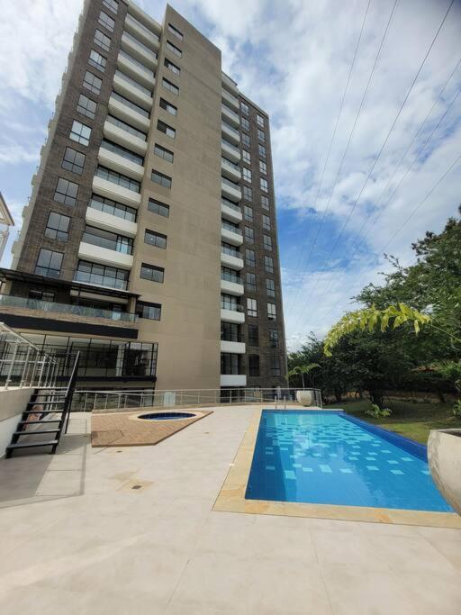 Pance Piso 4-06 Moderno Sector Exclusivo Cali