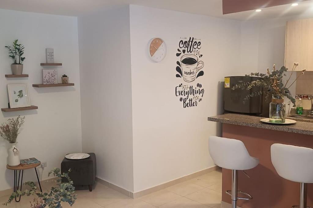 En El Sur De Cali, Barrio Tequendama Apartment *