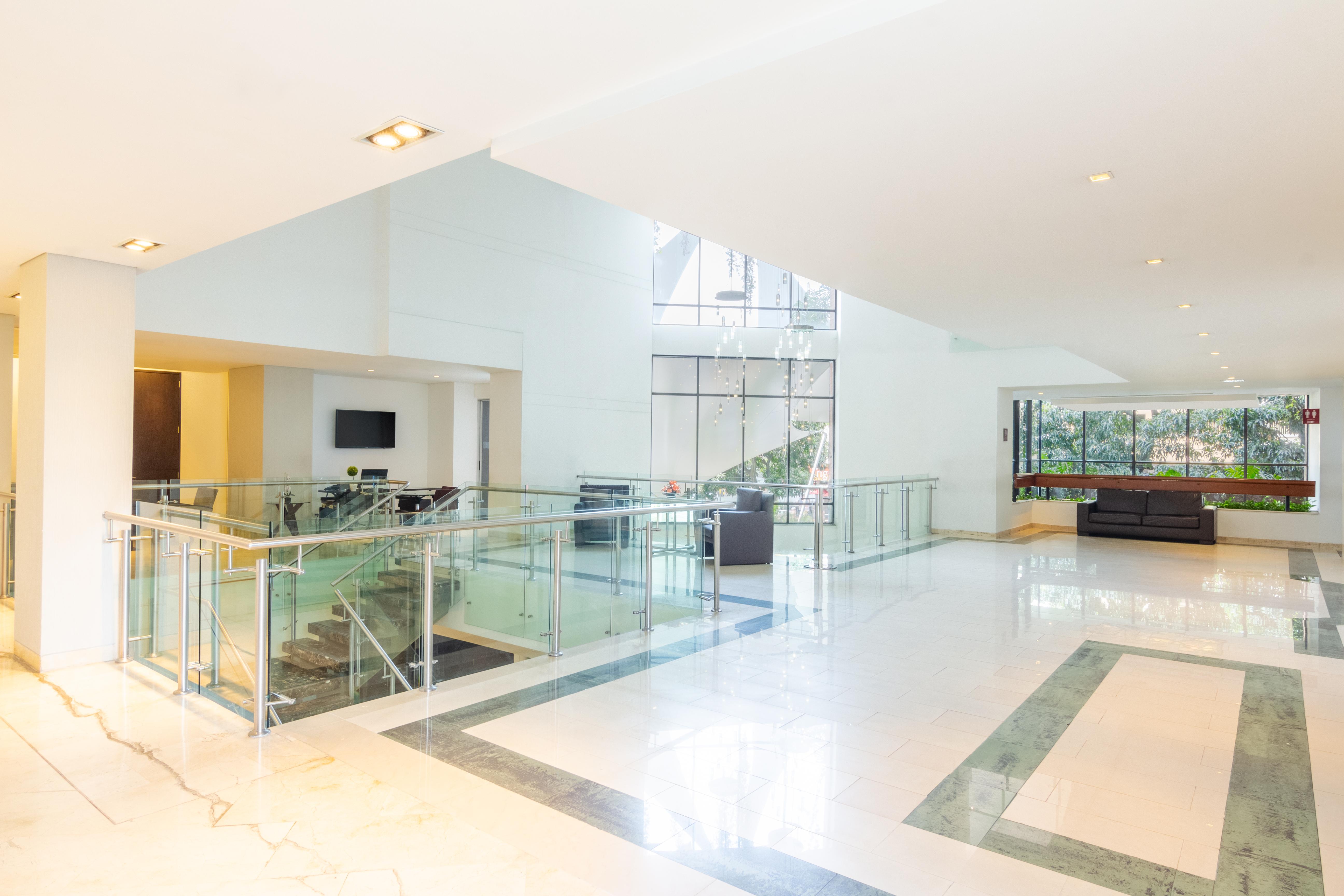 Sonesta Hotel