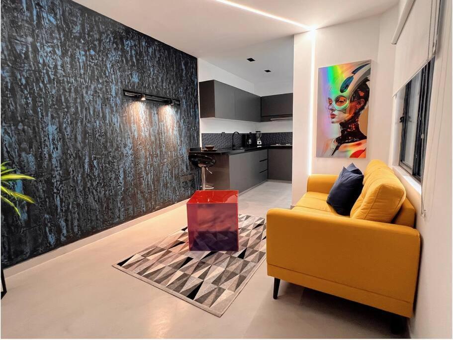 Loft Boulevard *