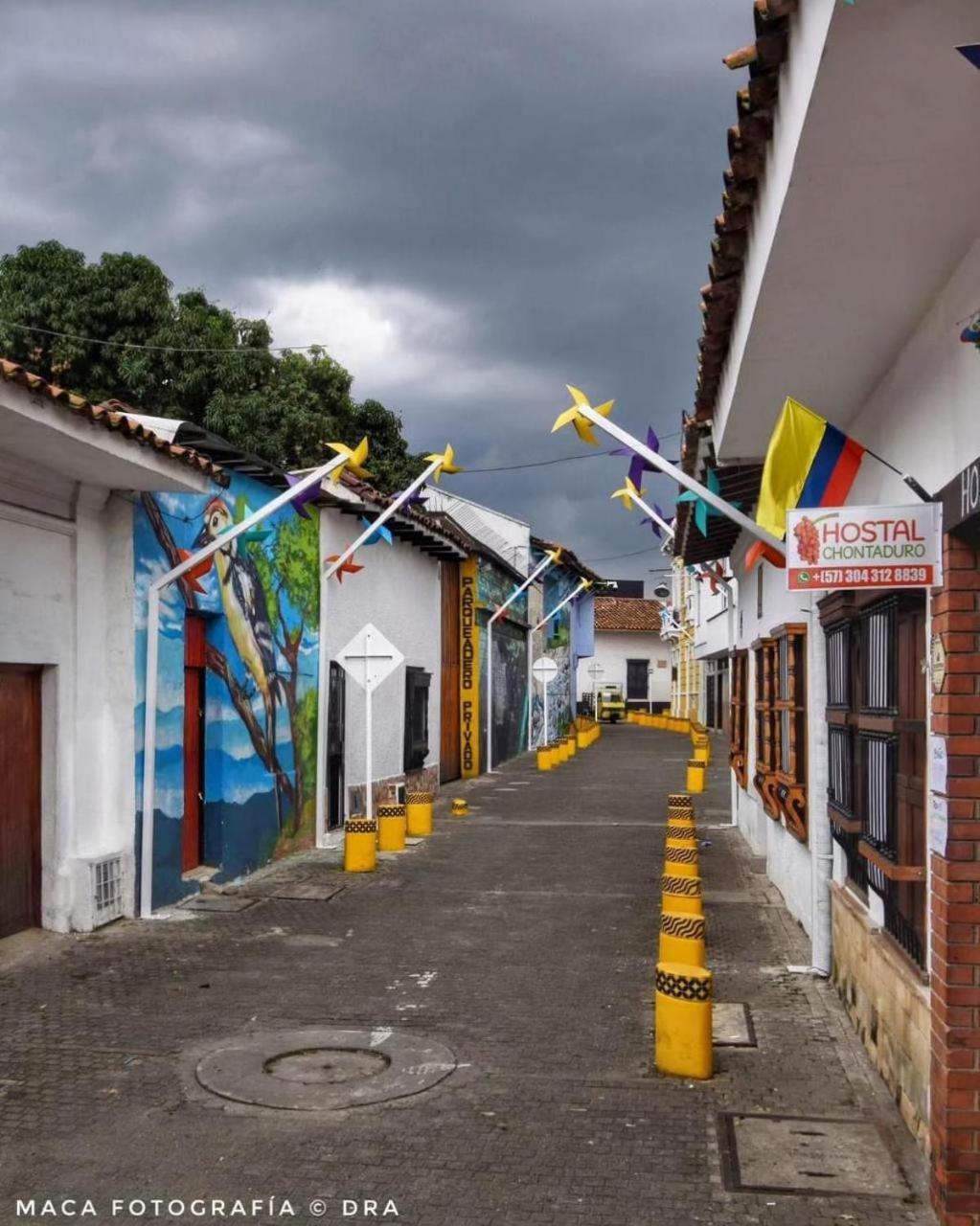 Casa Colonial En Pleno Centro Histórico De Cali- Se Alquila La Casa Entera 10 O 11 Personas O Por * Cali