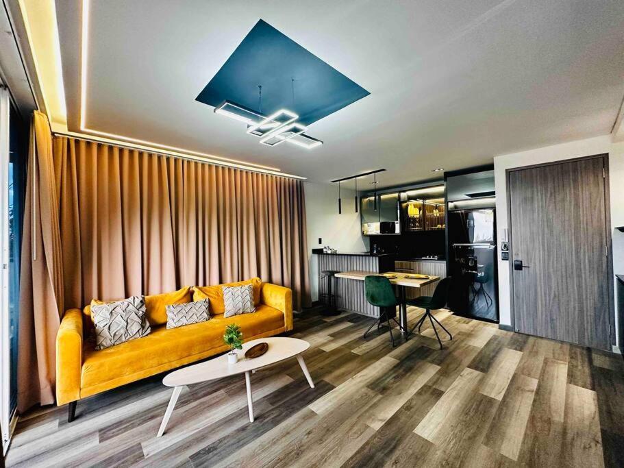 Noah Apartasuite 601 Cali