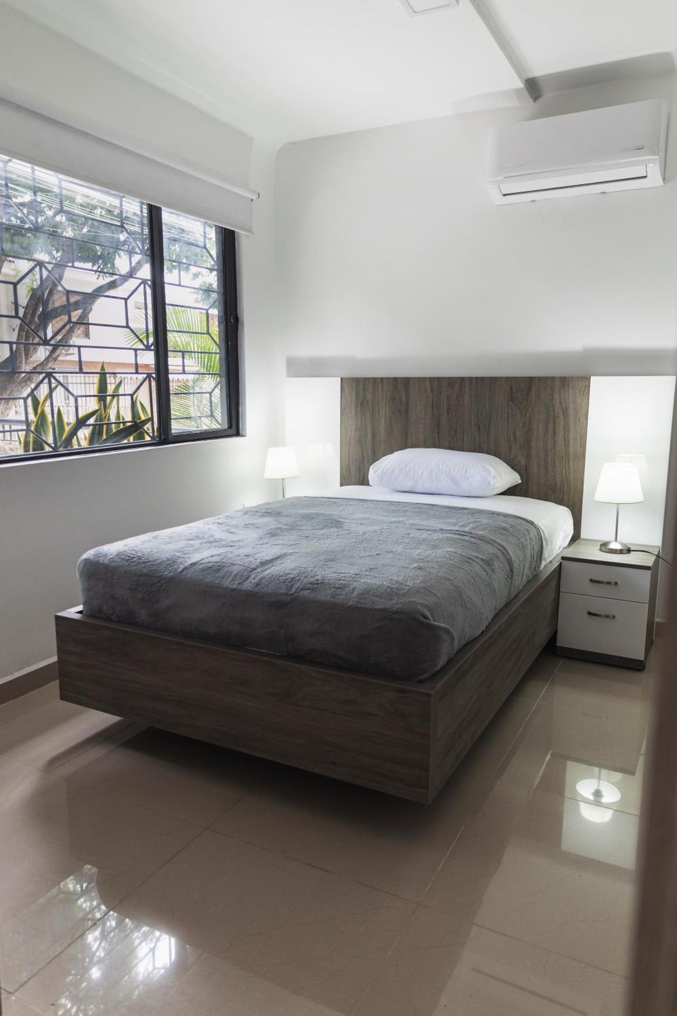 Boutique Bussines Center Apartahotel