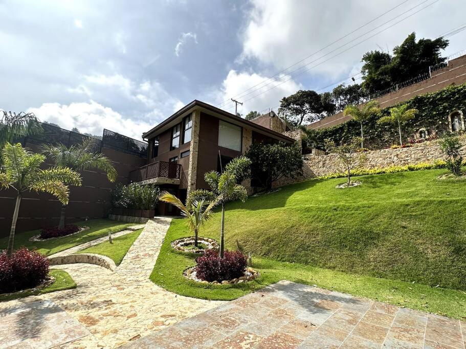 Сasa de vacaciones Lujosa Casa Campestre 5 Estrellas A 18 Min De Cali