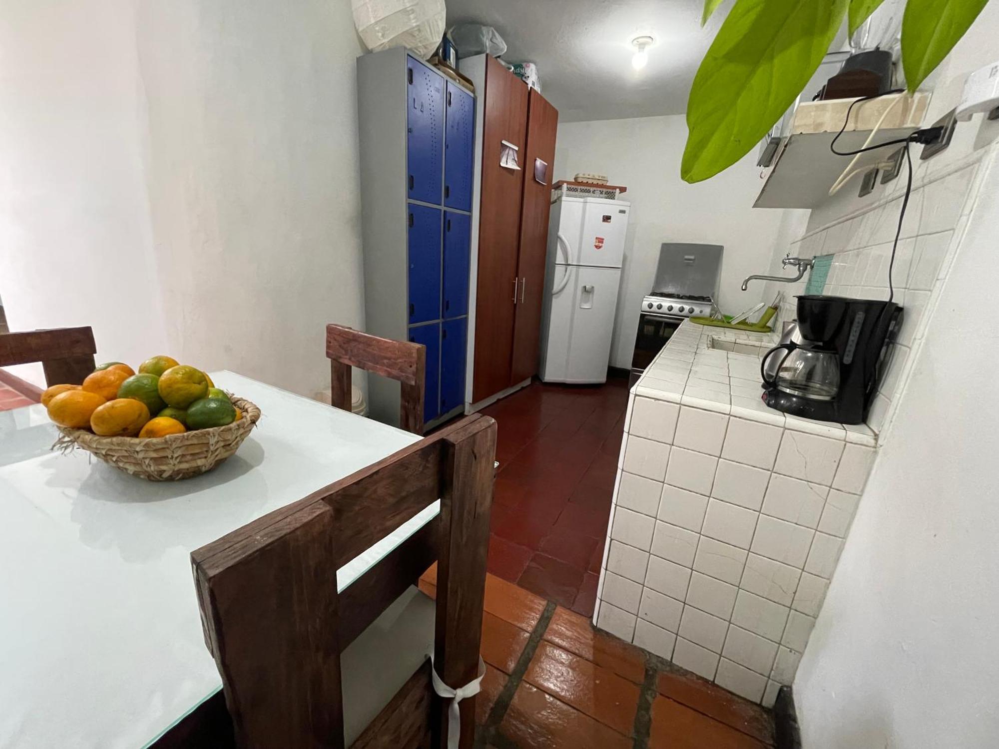 Casa Colonial En Pleno Centro Histórico De Cali- Se Alquila La Casa Entera 10 O 11 Personas O Por Habitación en casa particular *