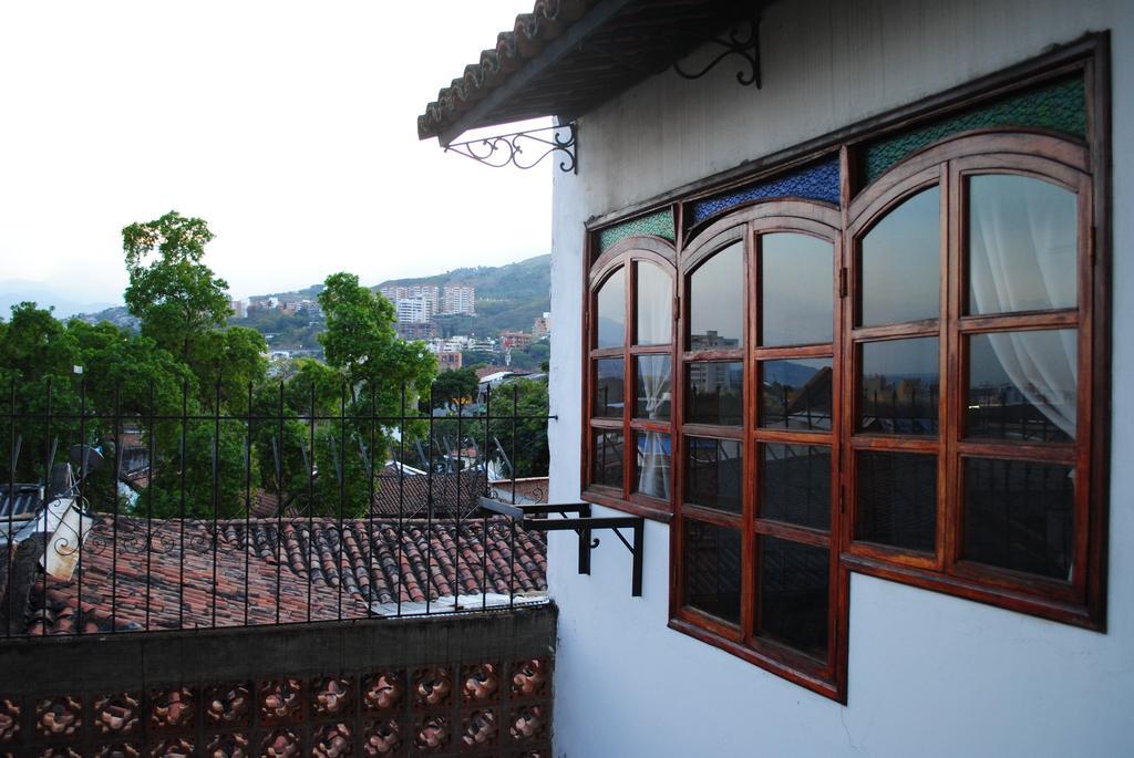 Hostal Casa Miraflores *