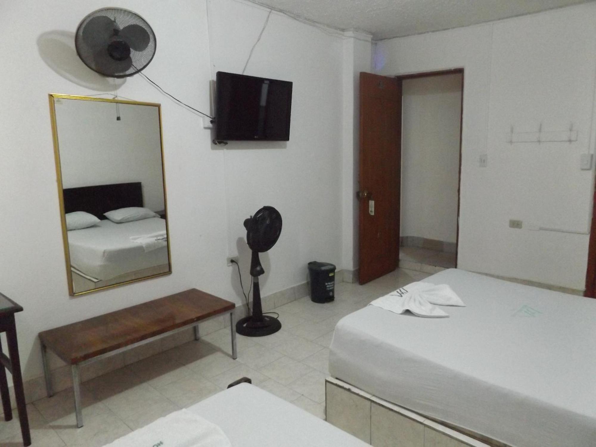 Hotel Farallones