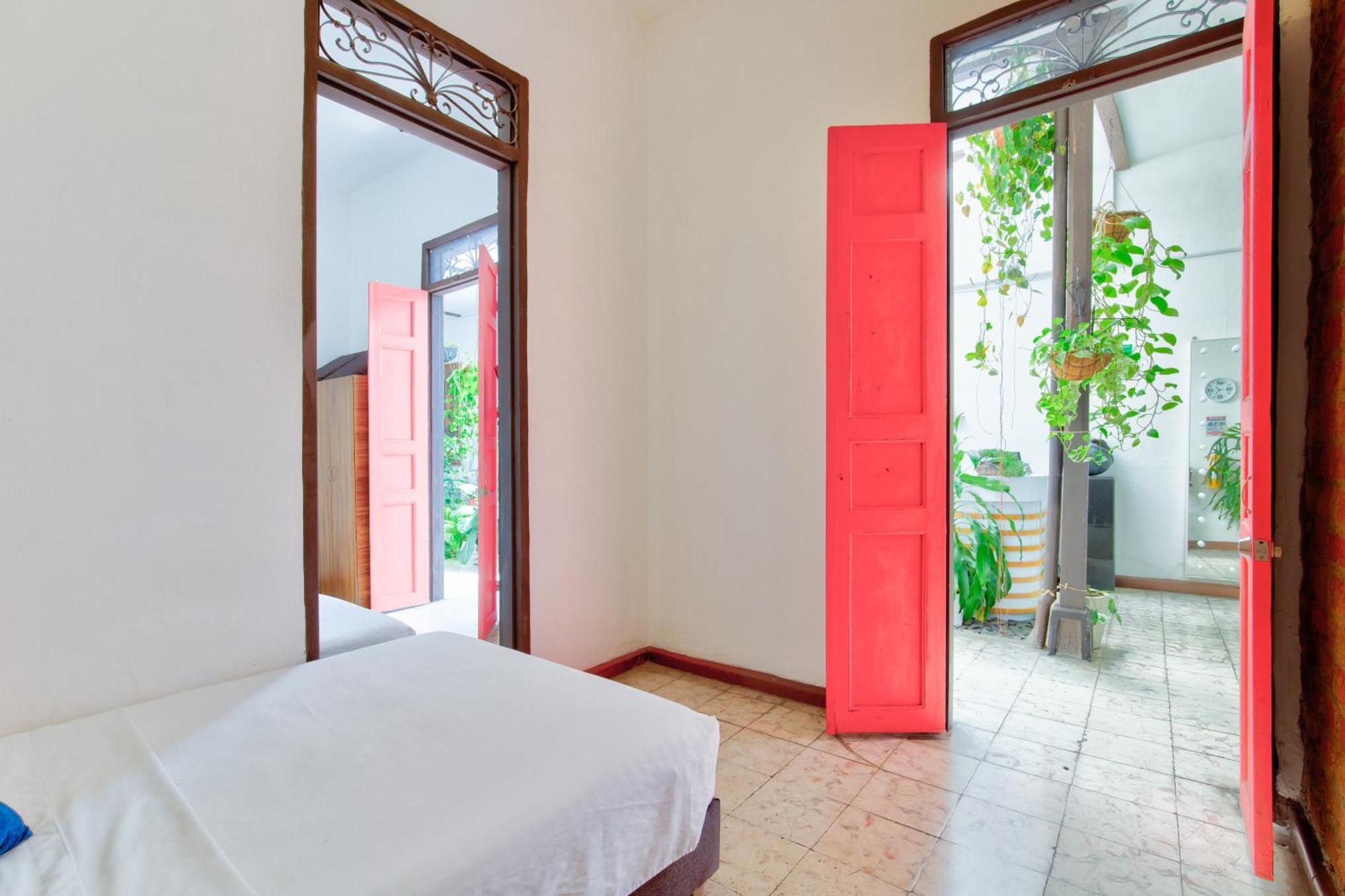 Casa Blanca San Antonio Boutique