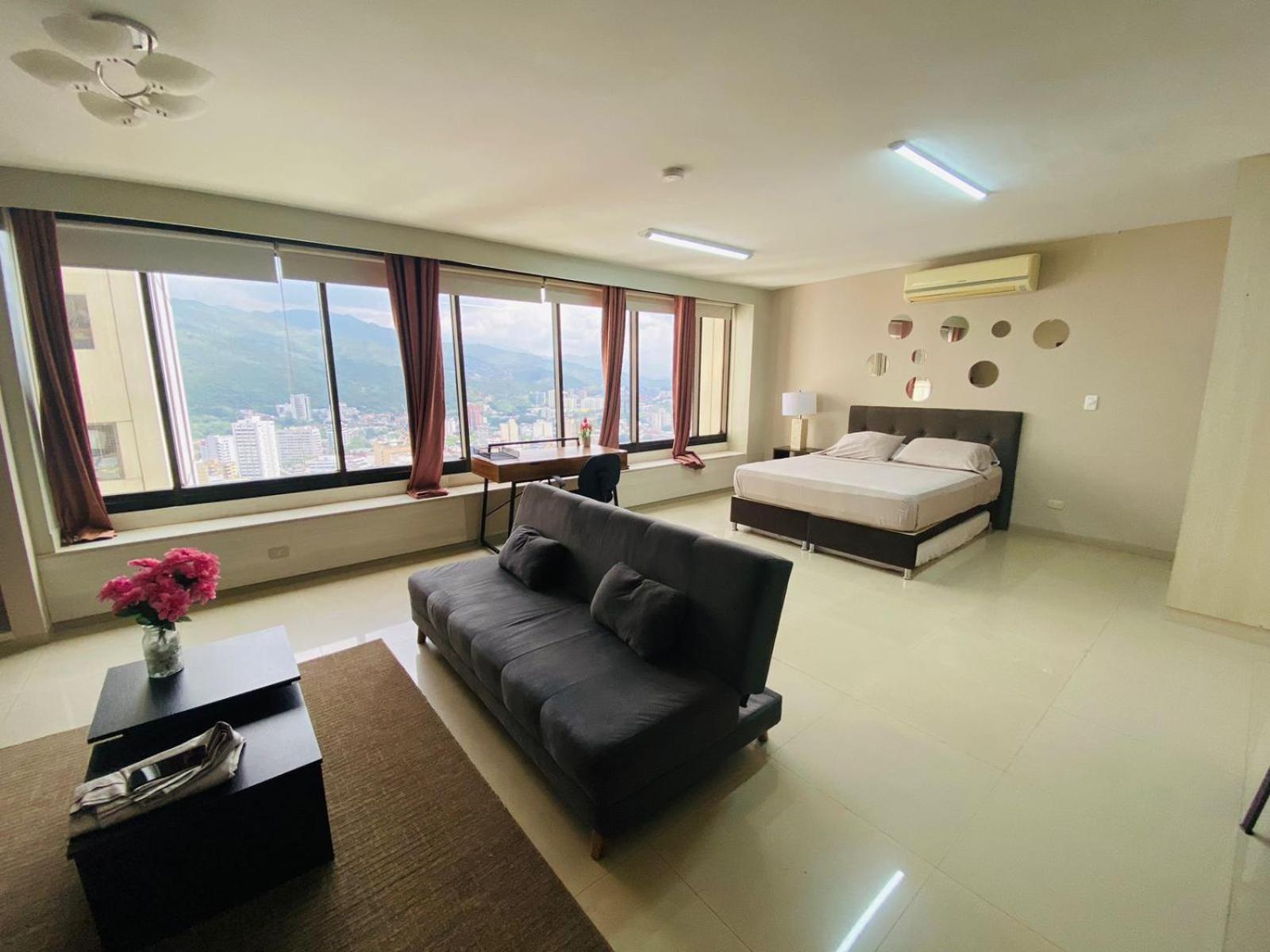 Apartamento Torre De - Pisos 7, 10, 28, 30 Cali