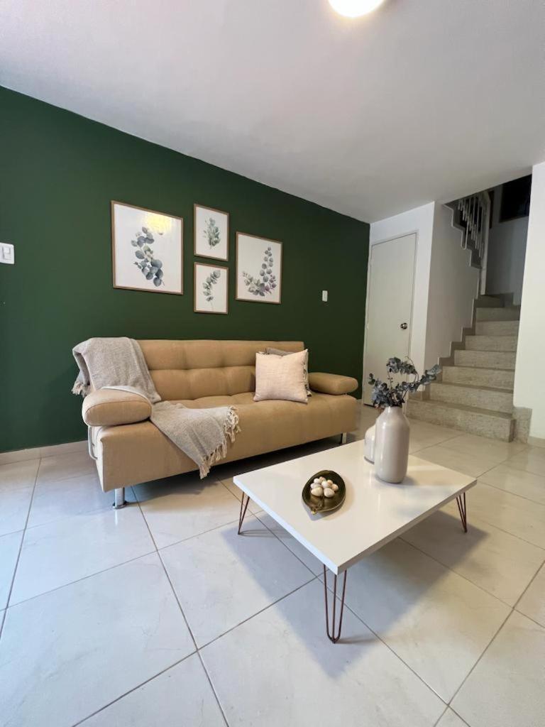 Apartment En El Sur De Cali, Barrio Tequendama *