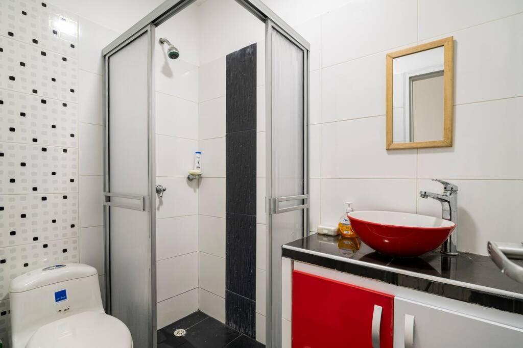 Apartamento Con Estacionamiento Cali