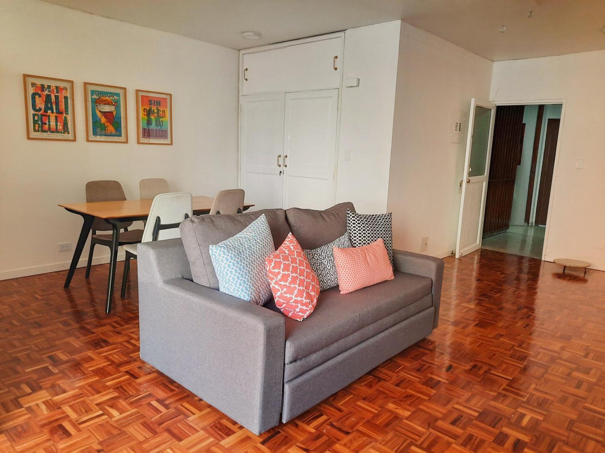 A Unos Pasos Del Bulevar Del Rio Con Terraza Apartment Cali