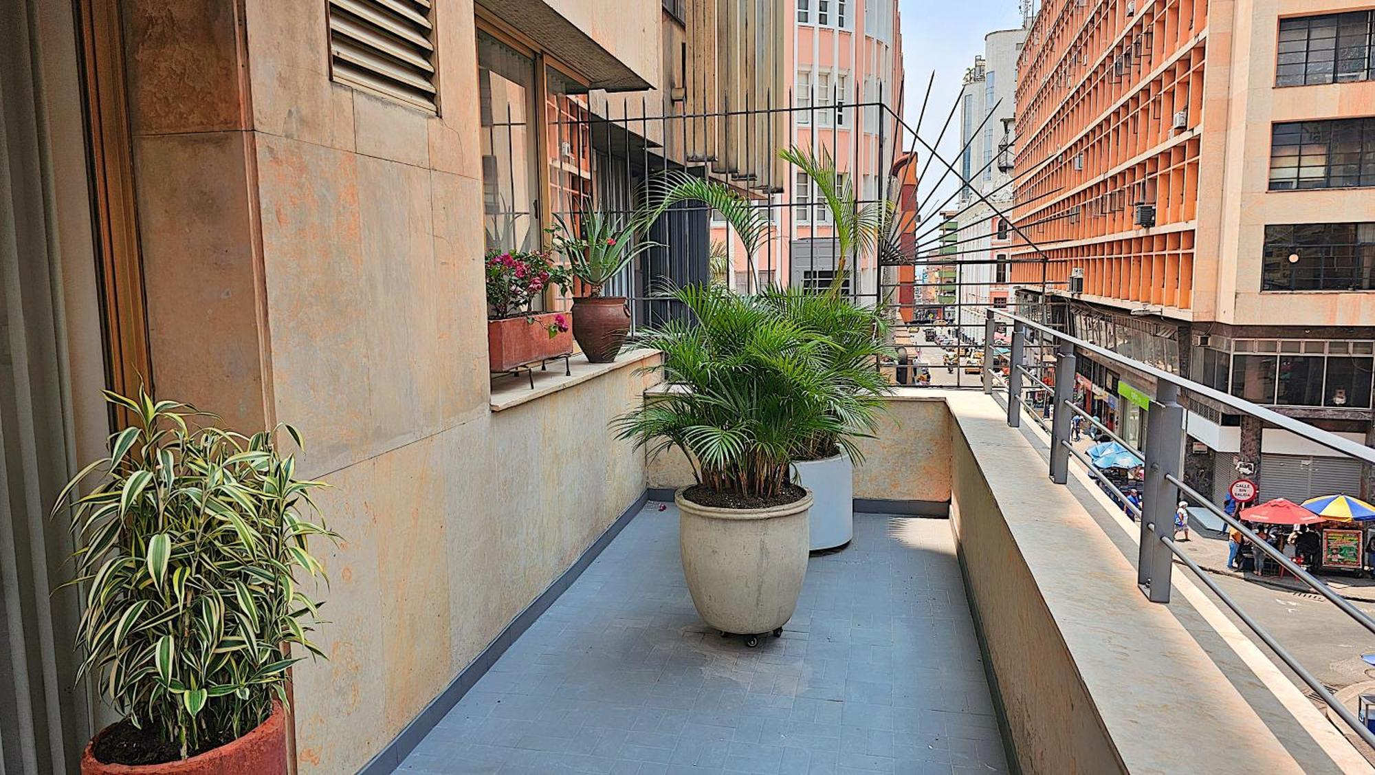 A Unos Pasos Del Bulevar Del Rio Con Terraza