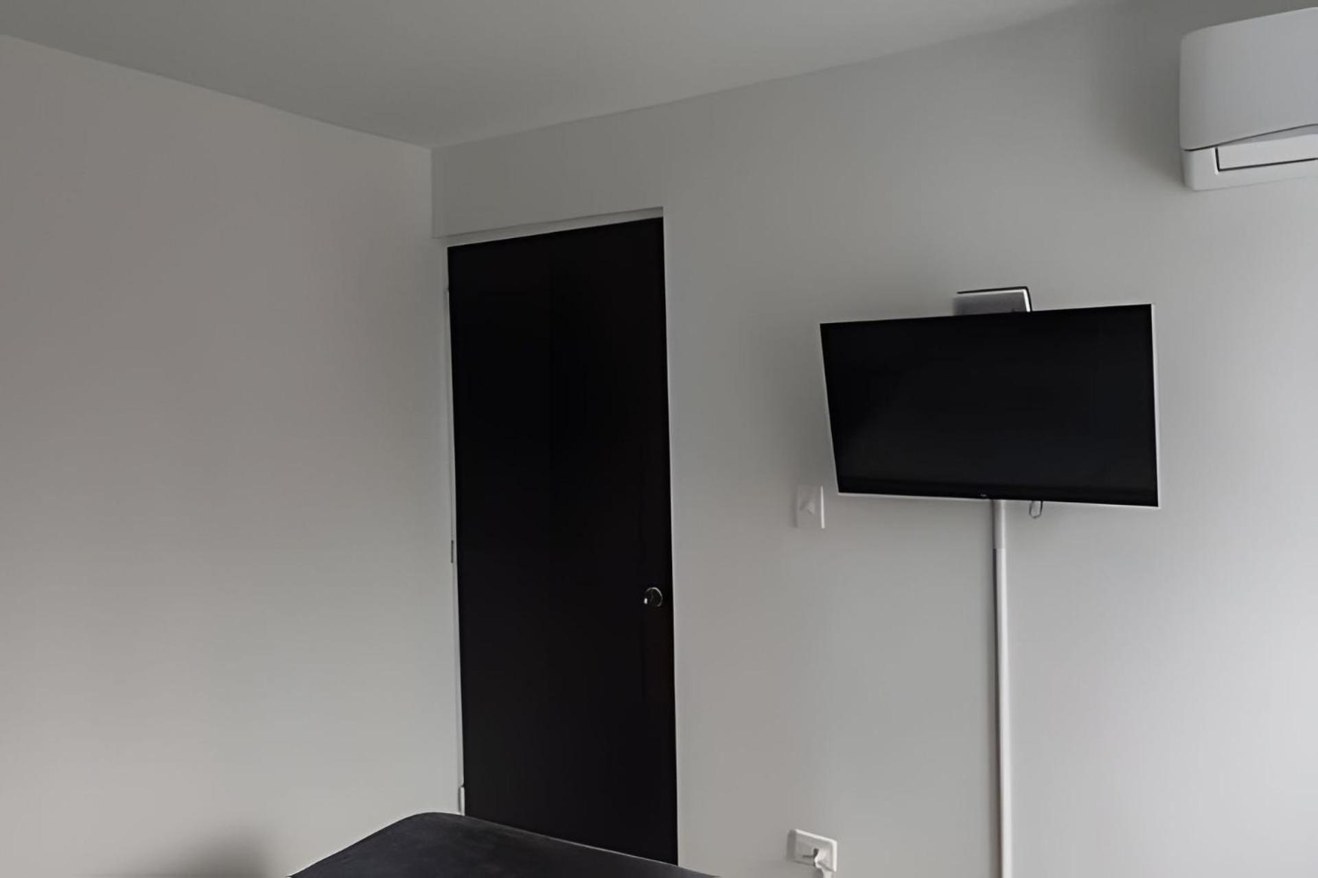 Amplio 301 Excelente Ubicación Y A/c Apartamento Cali