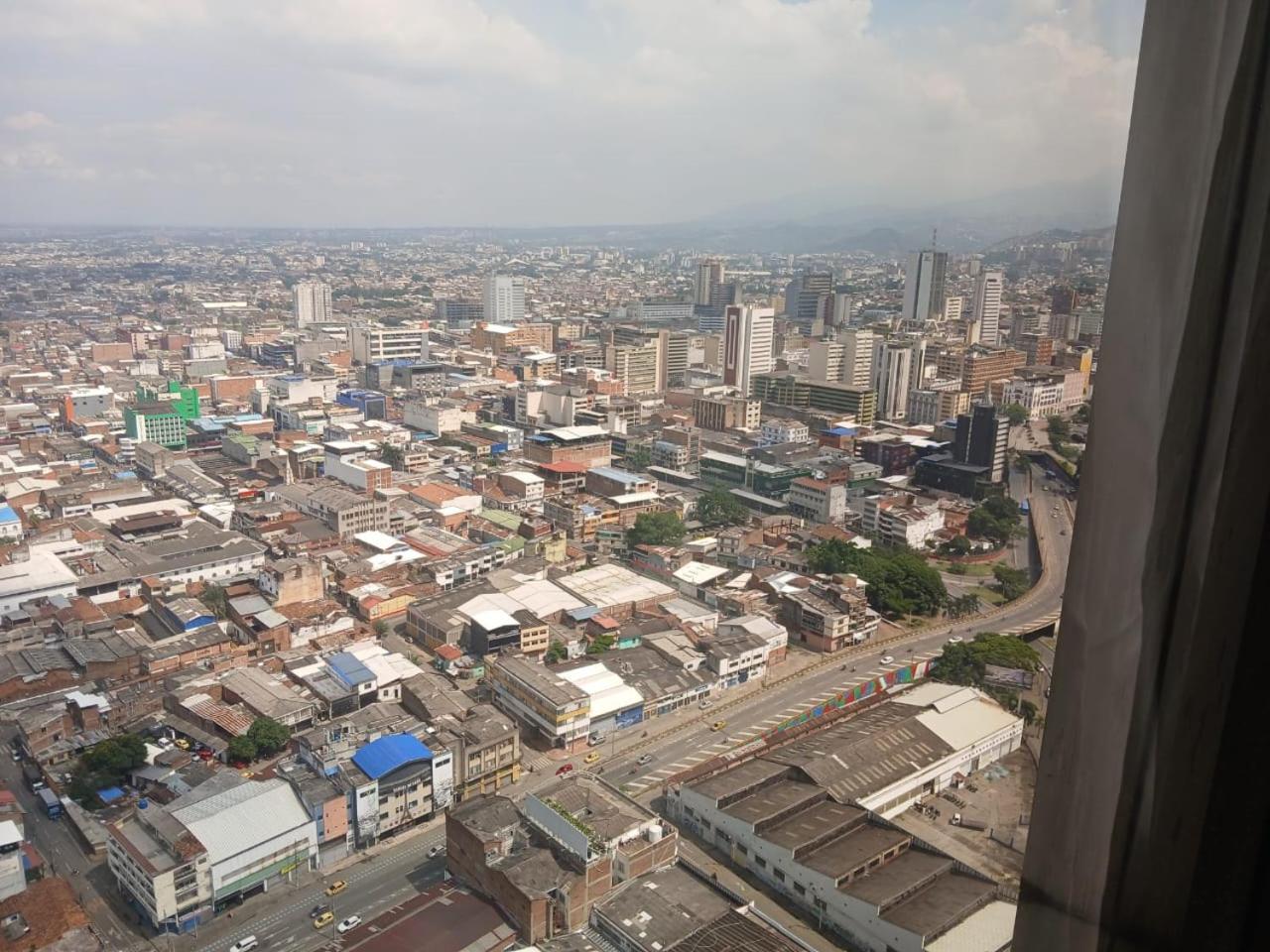 Apartamento Torre De - Pisos 7, 10, 28, 30 Cali