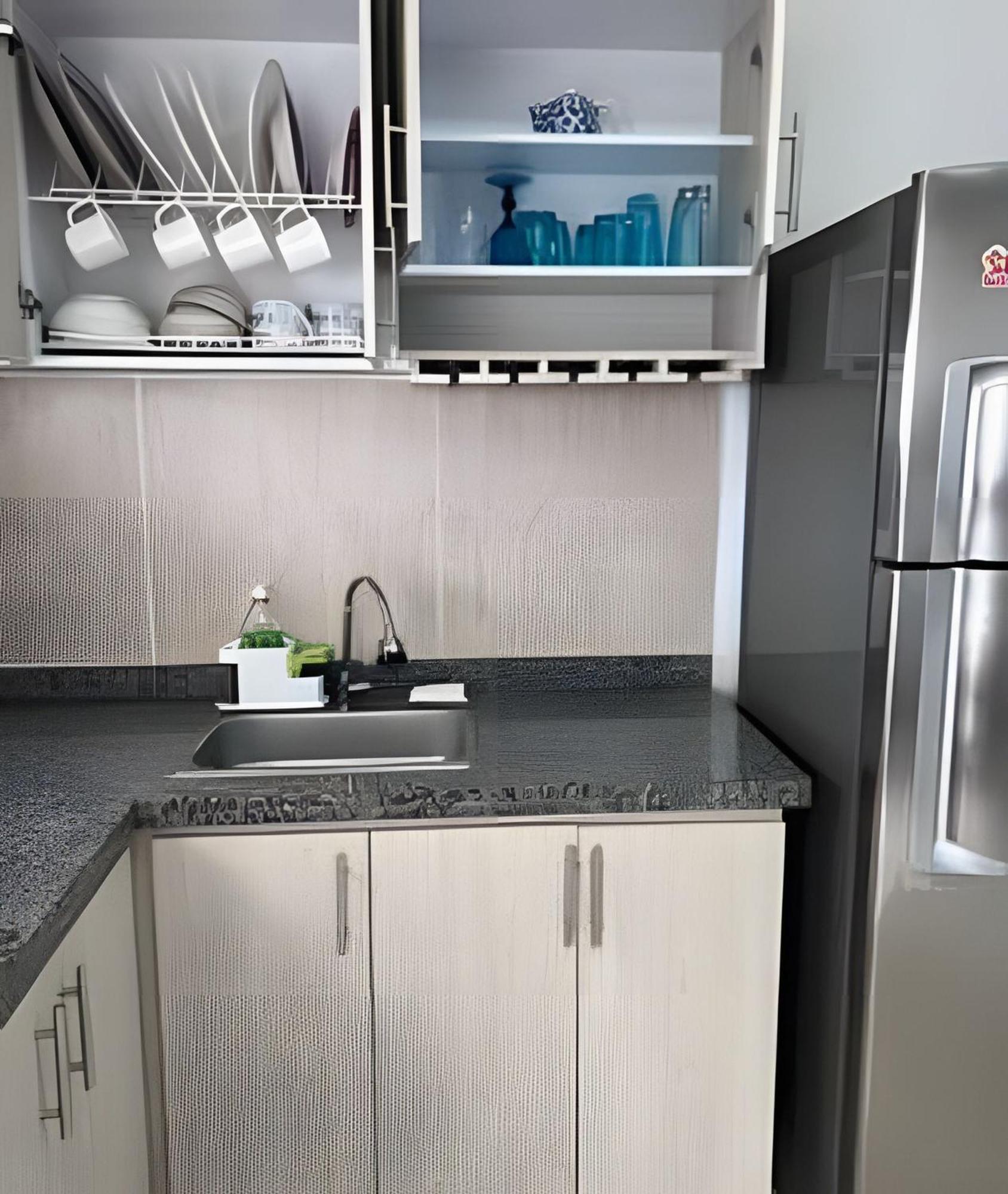 Apartamento Moderno Edifico En El Sur De *