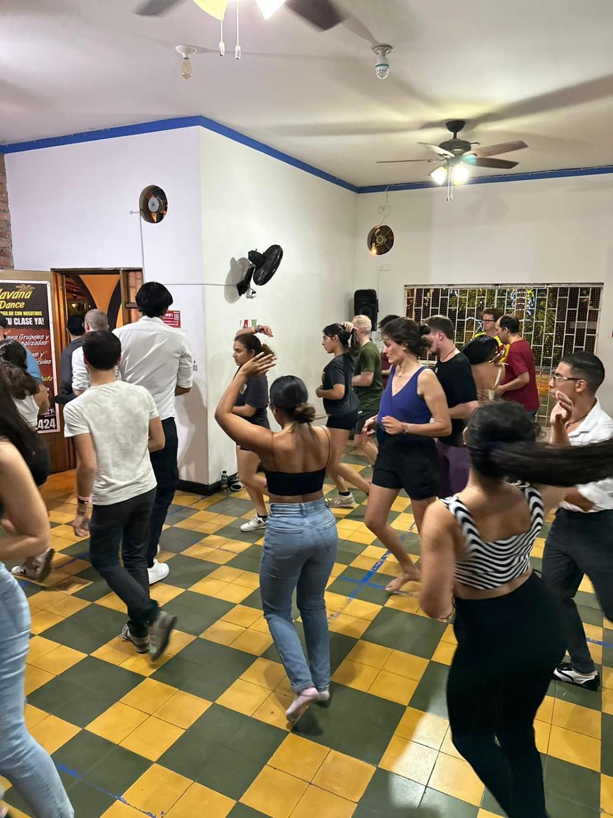 Havana & Dance School Hostal