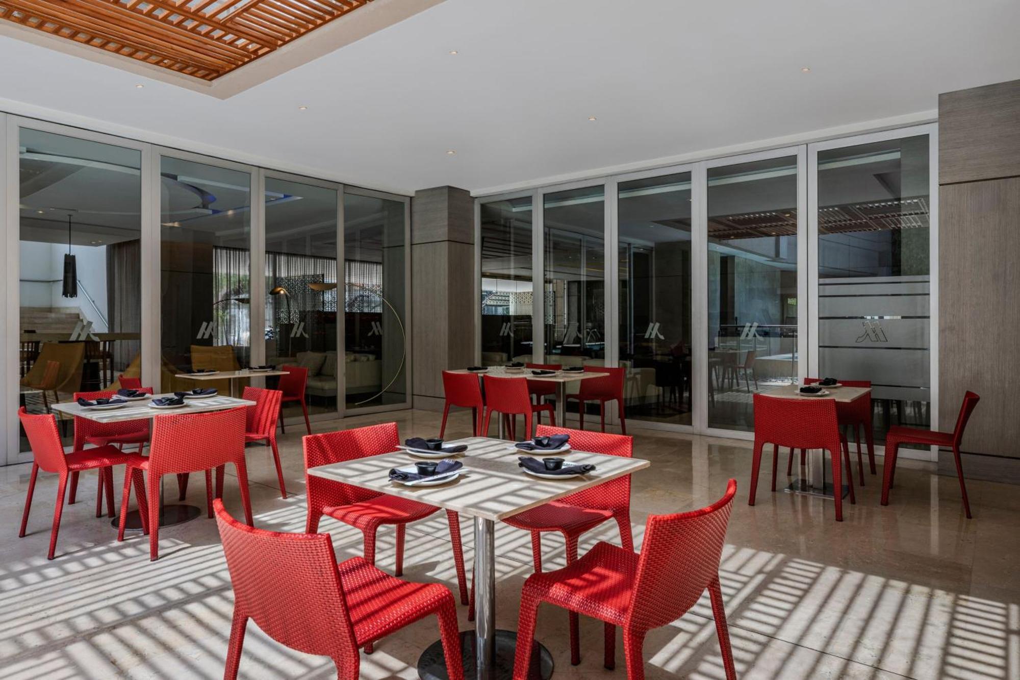 Marriott Hotel 5*