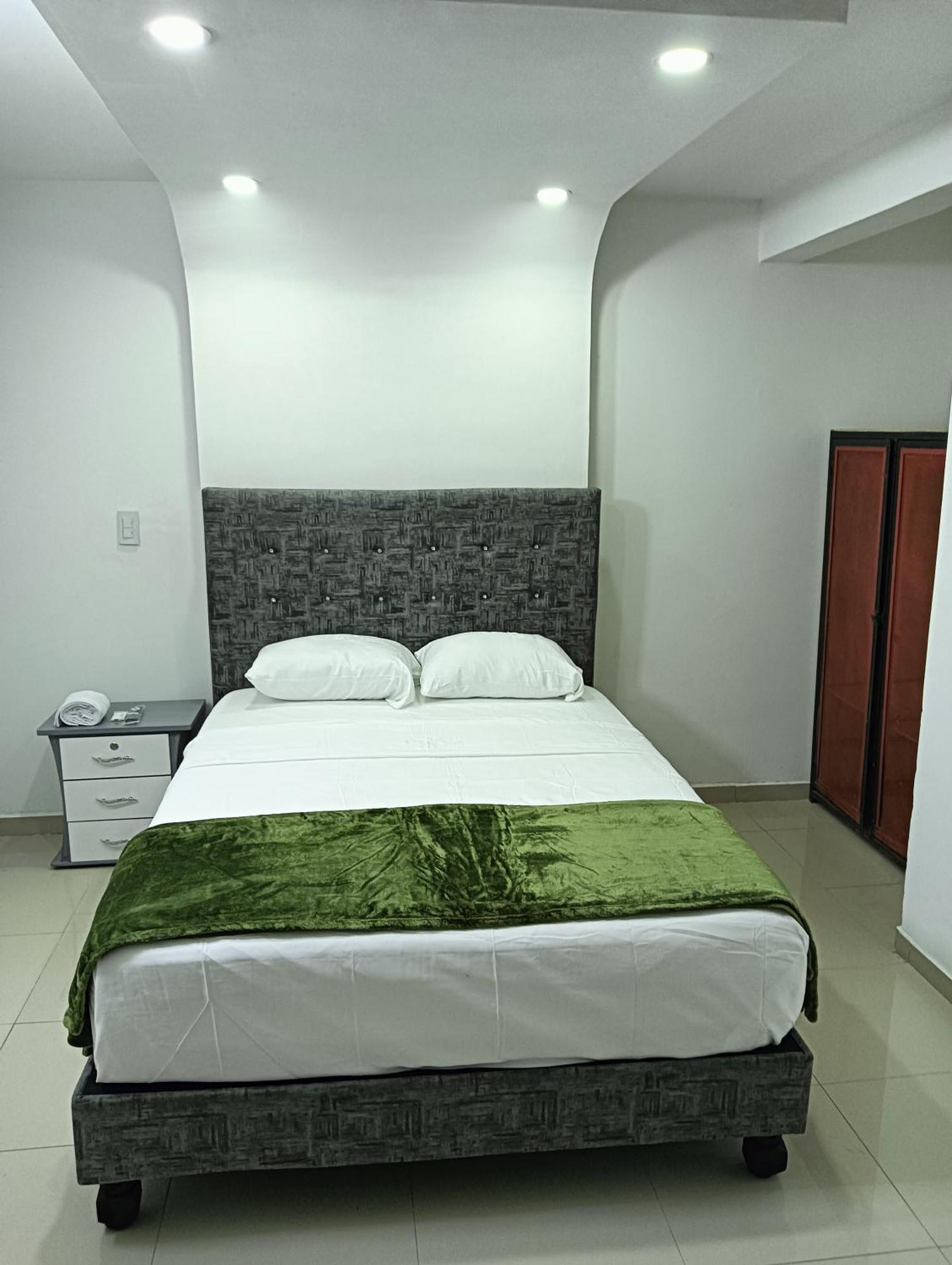 Hotel Pasarela