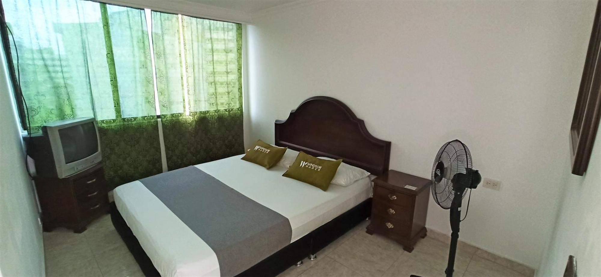 Windsor Plaza - Downtown 3*