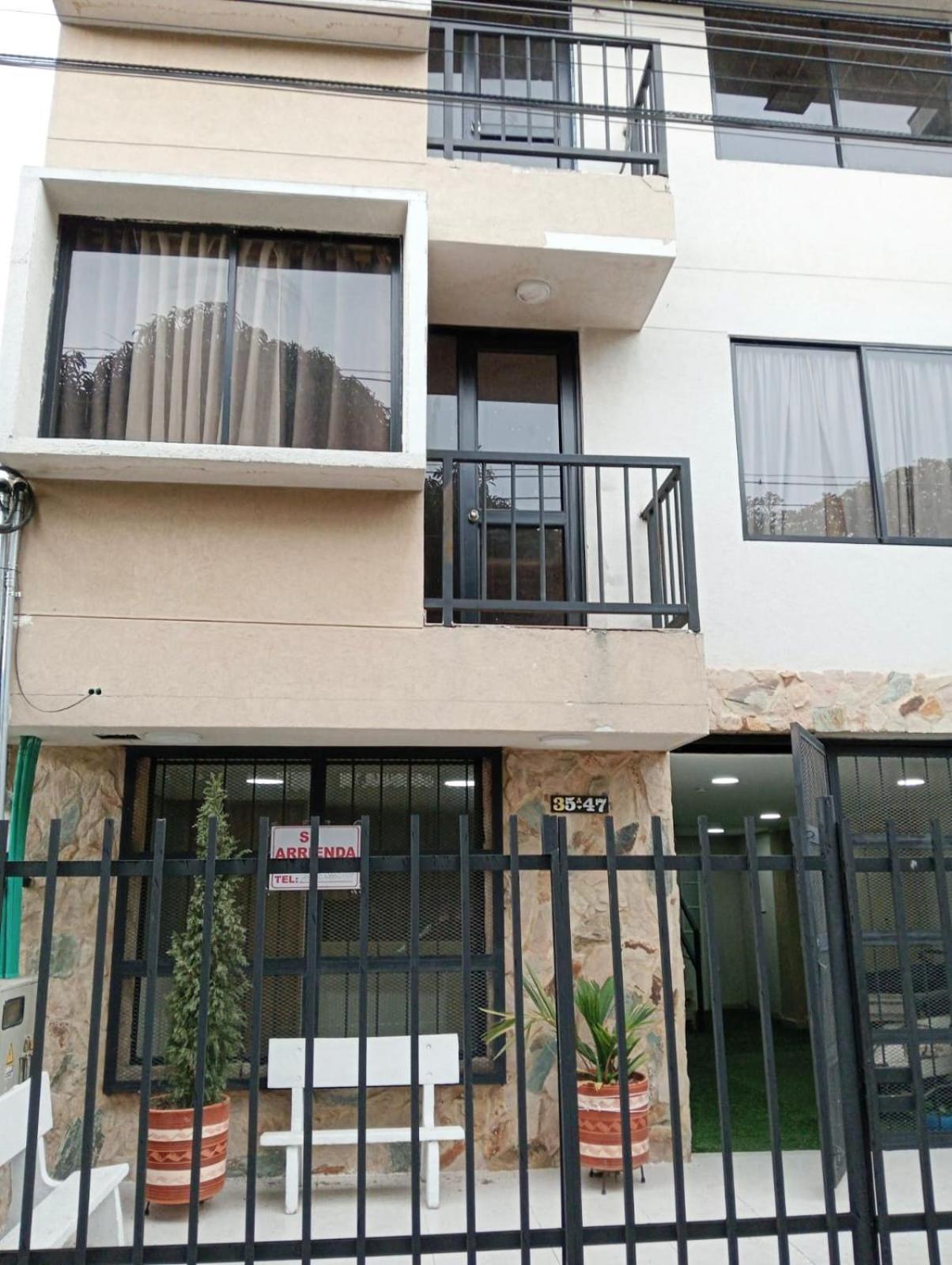 Con Excelente Ubicacion En Apartamento