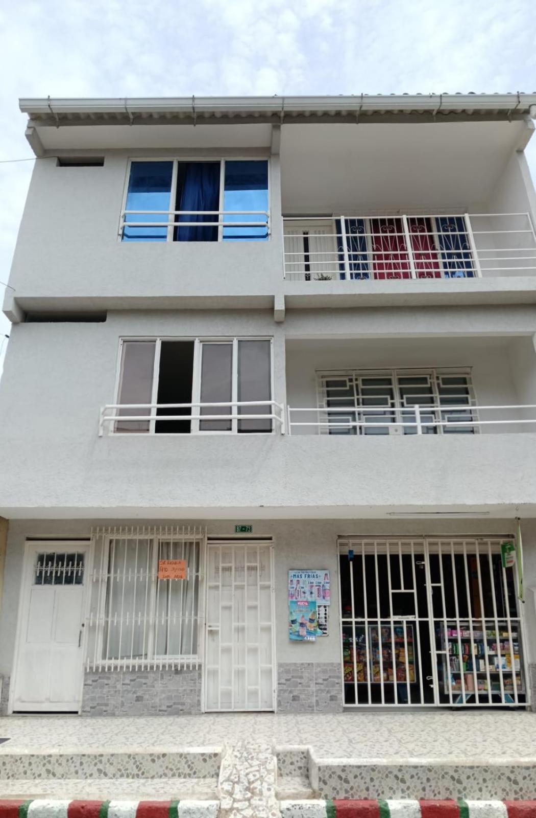 Apartasuitscr *