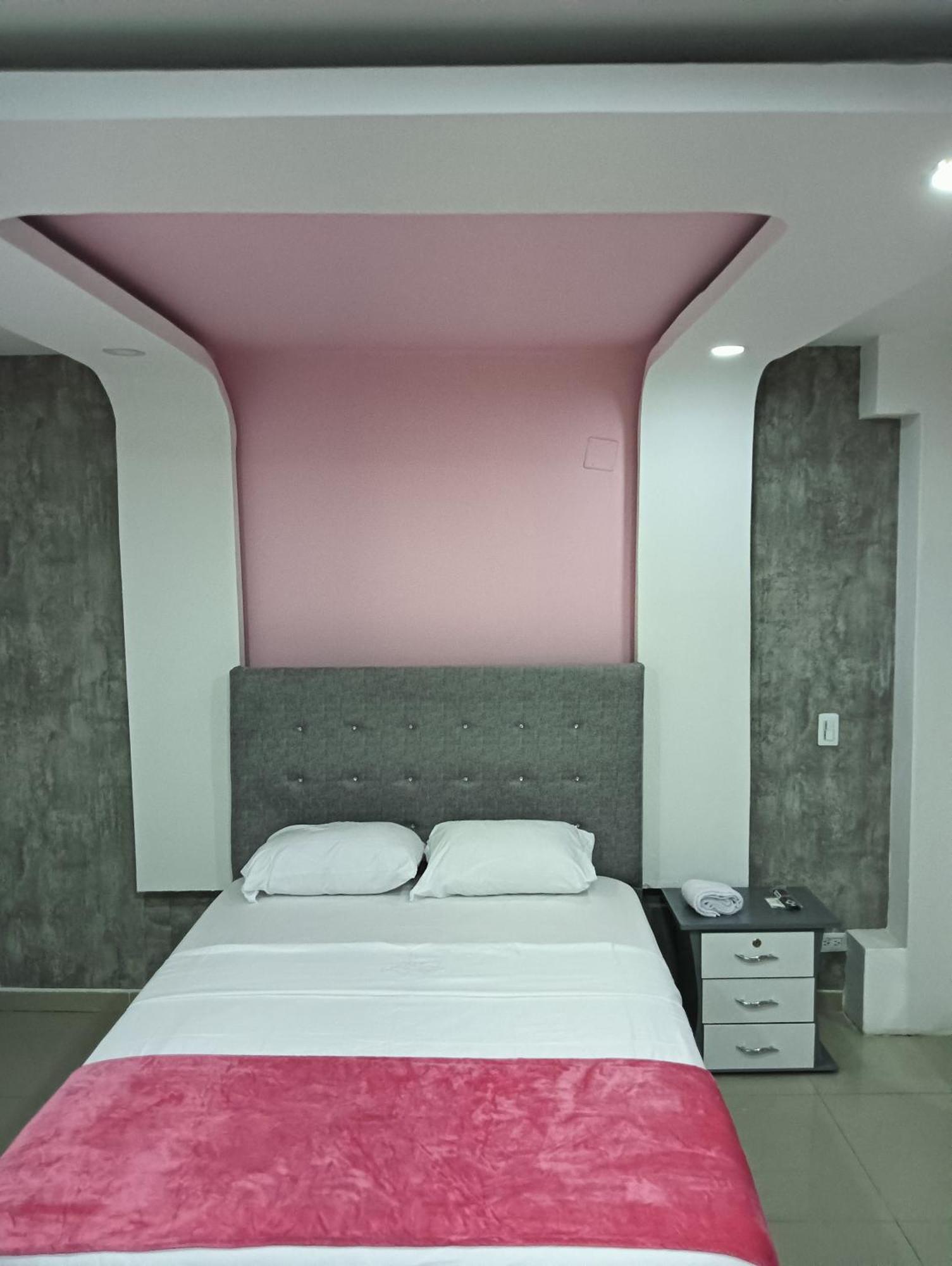 Hotel Pasarela Cali