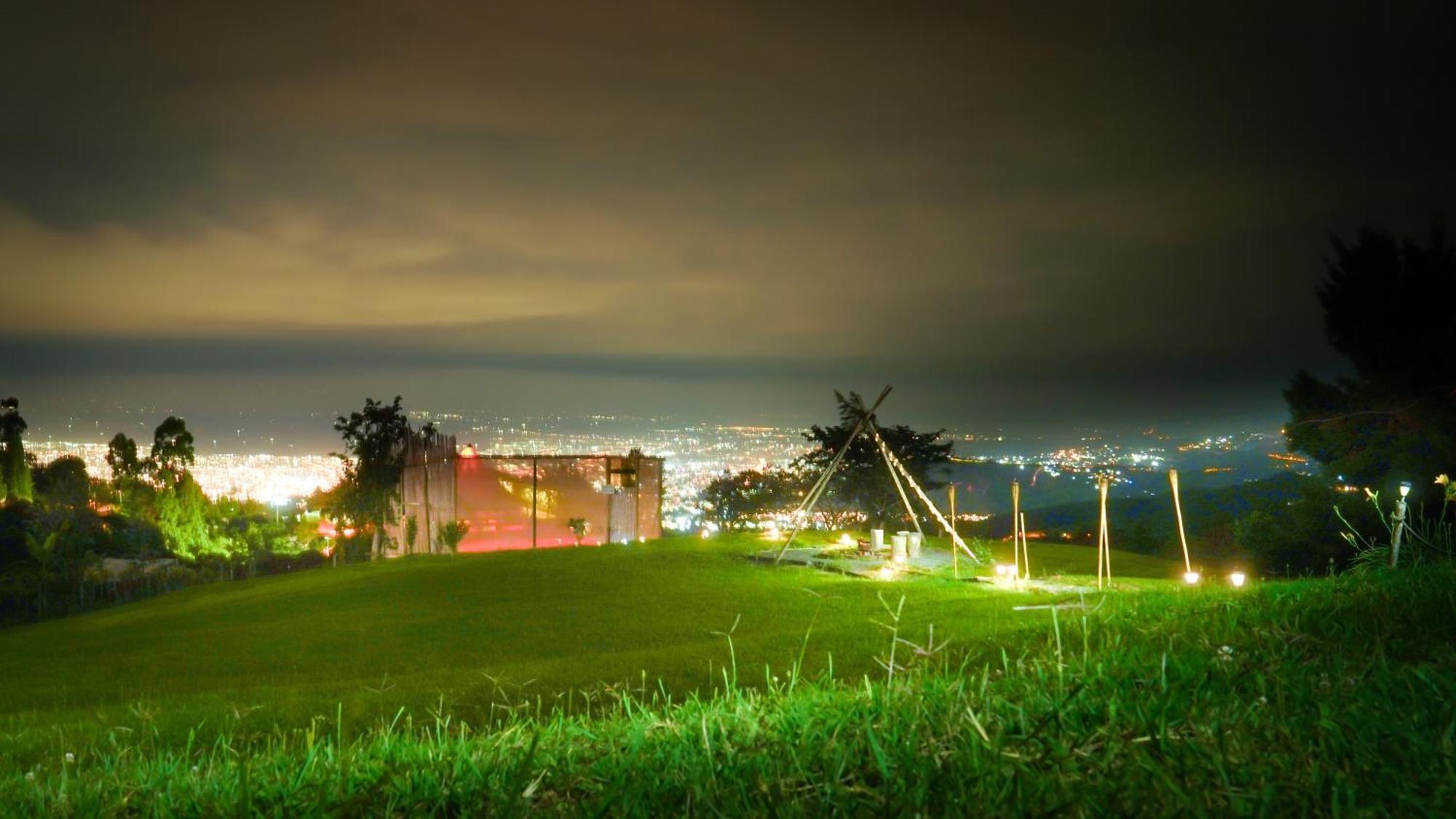 Glamping La Pau Campo de lujo *